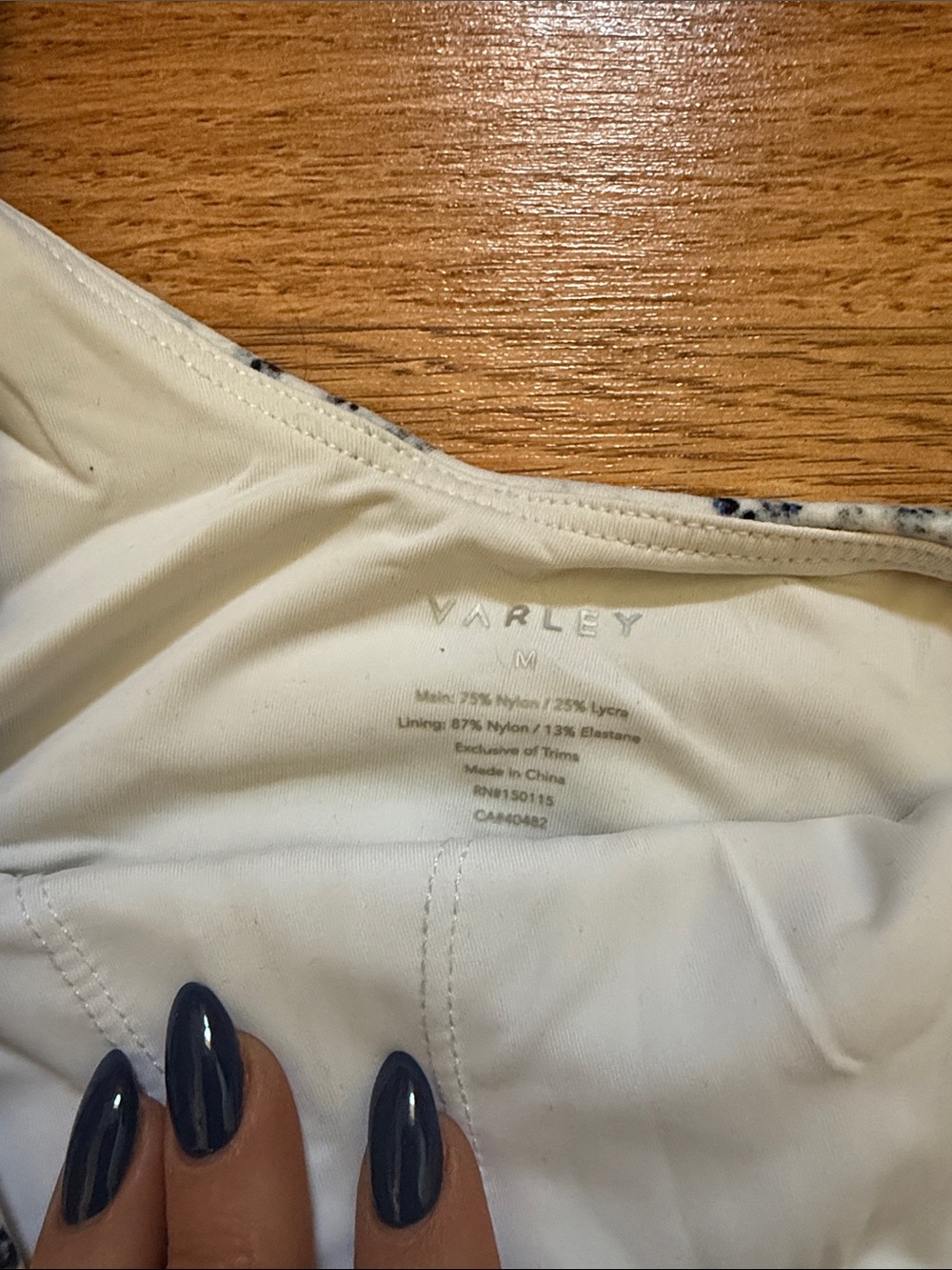Varley Cream and Blue Snake-Print Leggings and Bra - Picture 3 of 11
